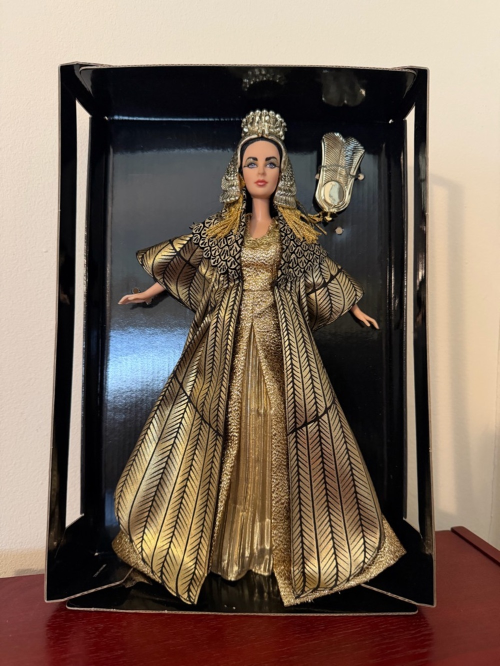 Elizabeth Taylor Cleopatra Collector Barbie Doll Vintage Limited Edition - Picture 5 of 12